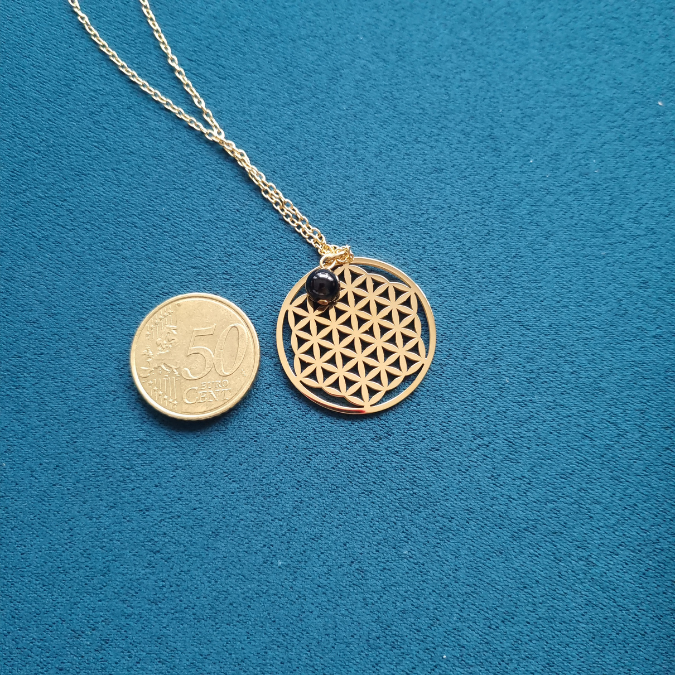 Collier doré fleur de vie tourmaline