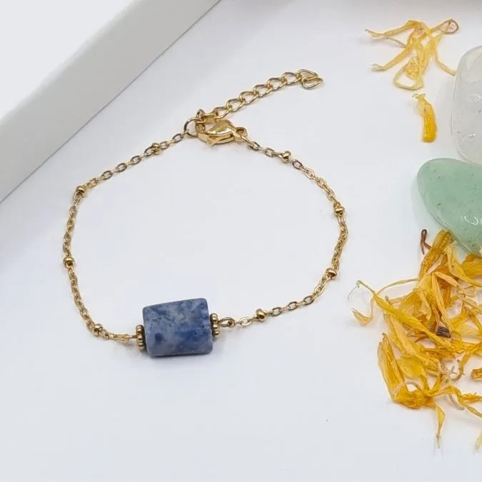 Bracelet Lapis Lazuli pendentif tube doré or 18k