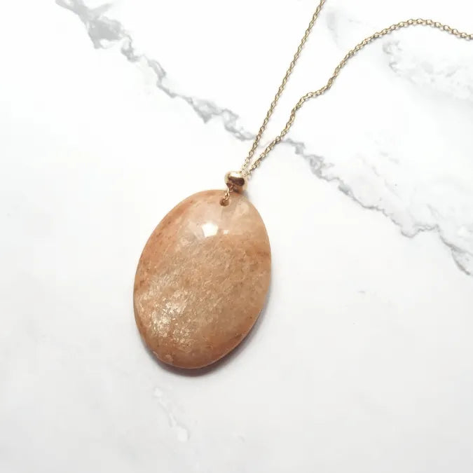 pendentif pierre du soleil oval MystikBox