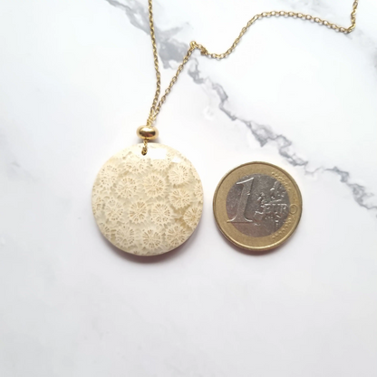 taille pendentif corail fossil rond MystikBox